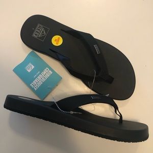 Women’s Reef Mia Sassy Flip Flops Sandal Black NWT